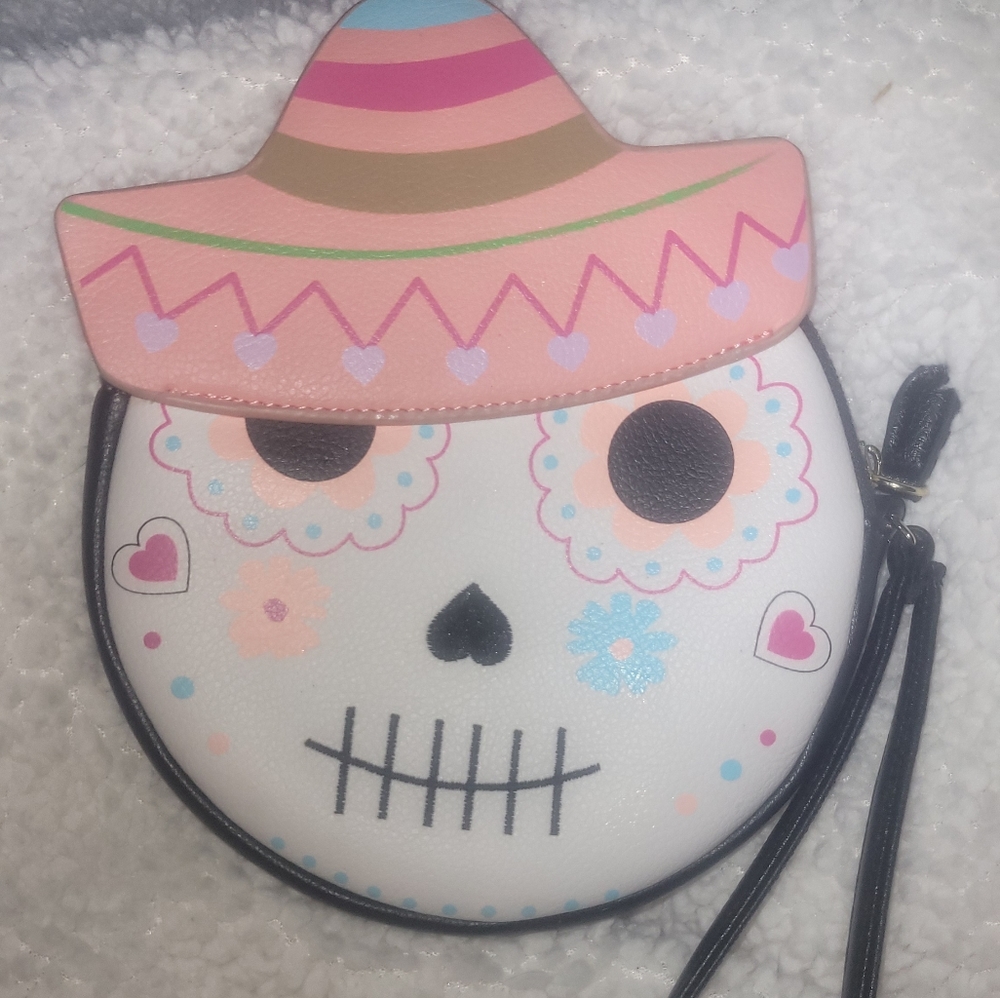 💖Sugar skull betsy johnson bag3/15